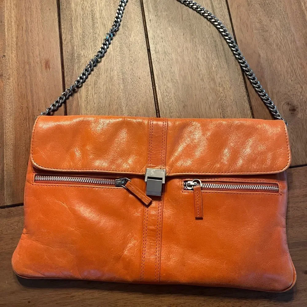IRIS TYLER Elegant Tan Leather Shoulder Bag; measurements: 12x7 & 24 “ chain